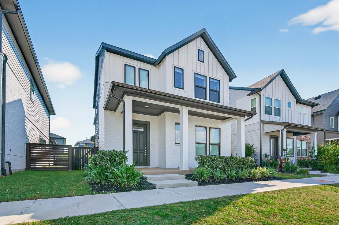 Photo of 15118 Tenacious Drive