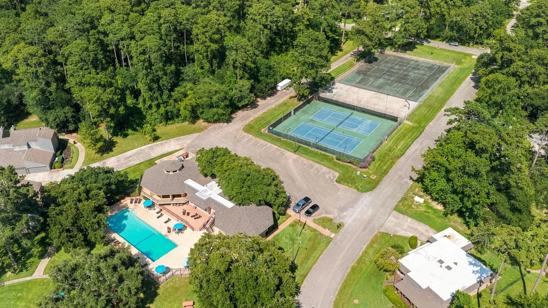 Photo of 15217 Paradise Point Drive