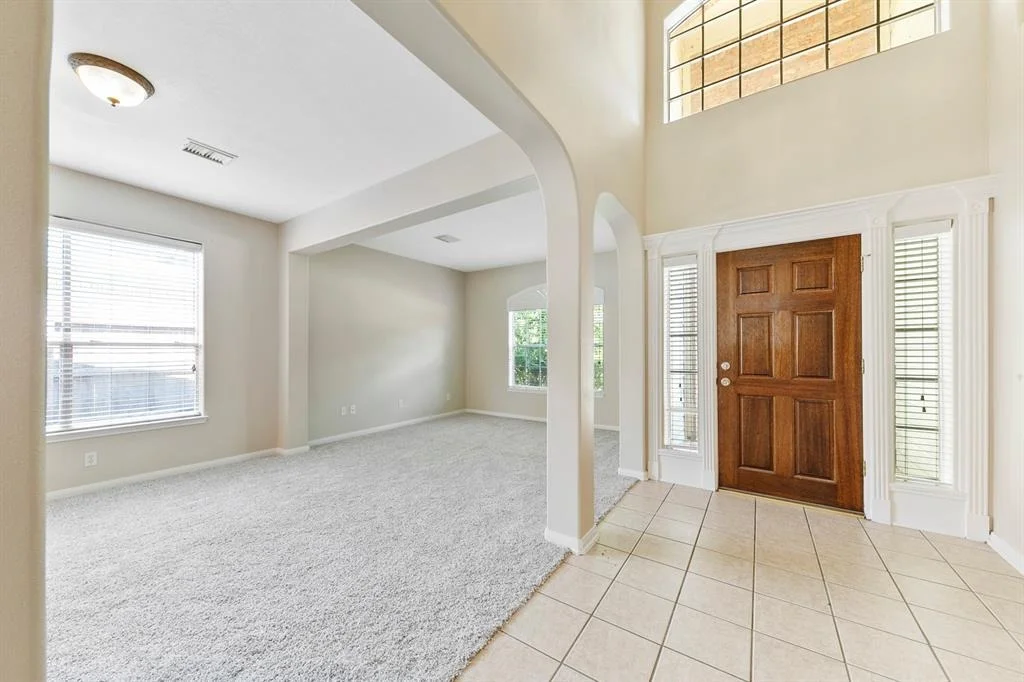 Photo of 6206 Knollwood Trail