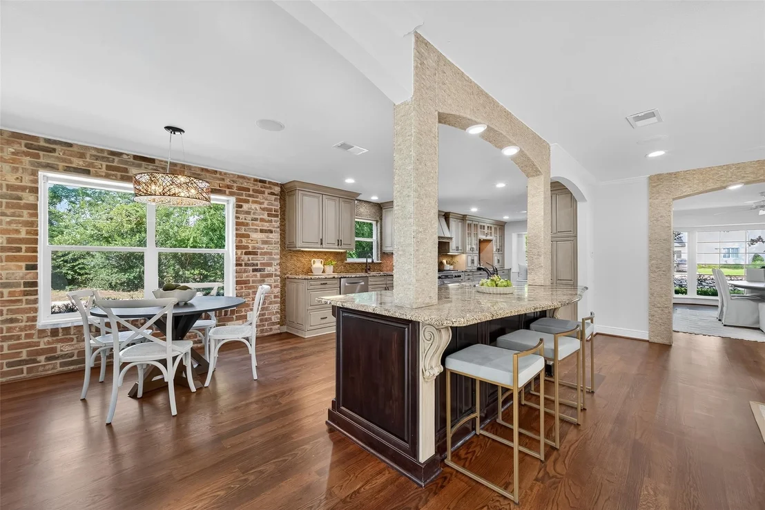 Photo of 602 Durley Drive