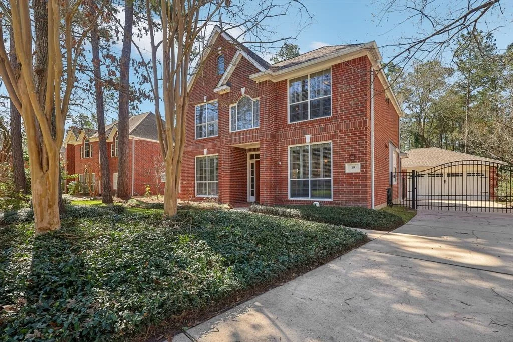 Photo of 19 Shady Pond Place