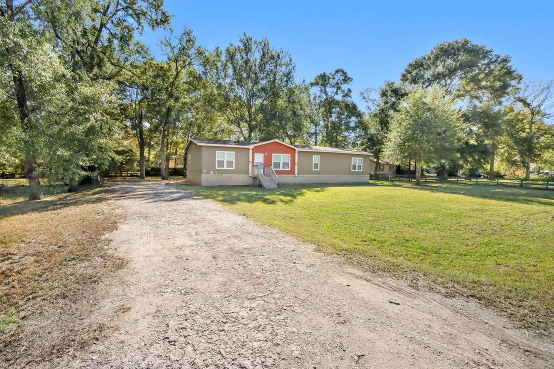 Photo of 27626 County Road 3745