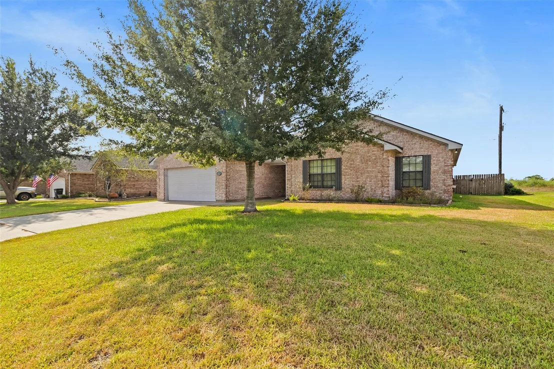 Photo of 311 Sam Houston Drive