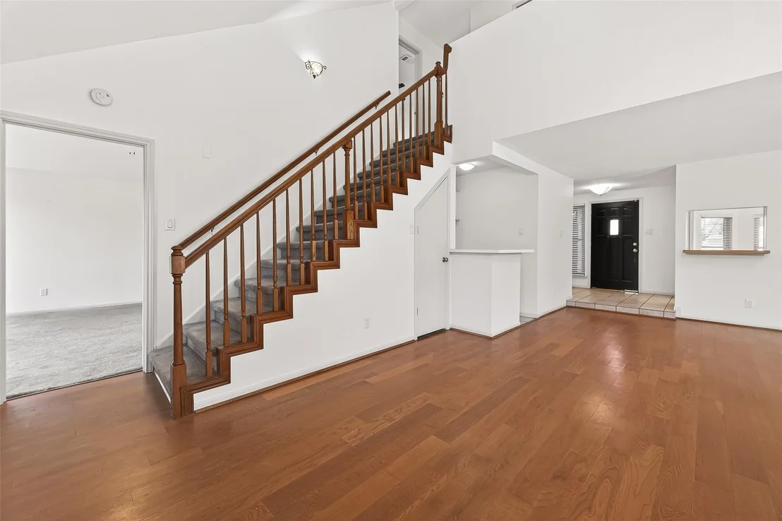 Photo of 15411 Lago Villa Drive