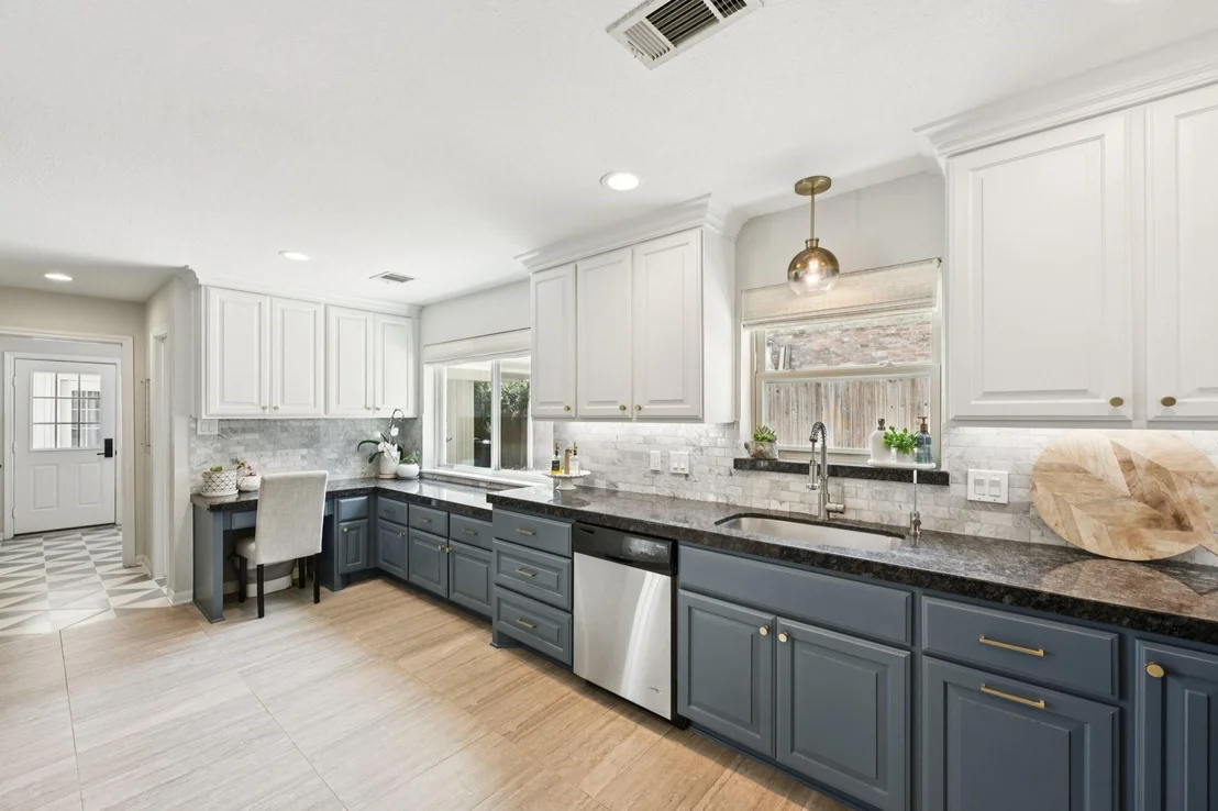Photo of 14627 Oak Bend Drive