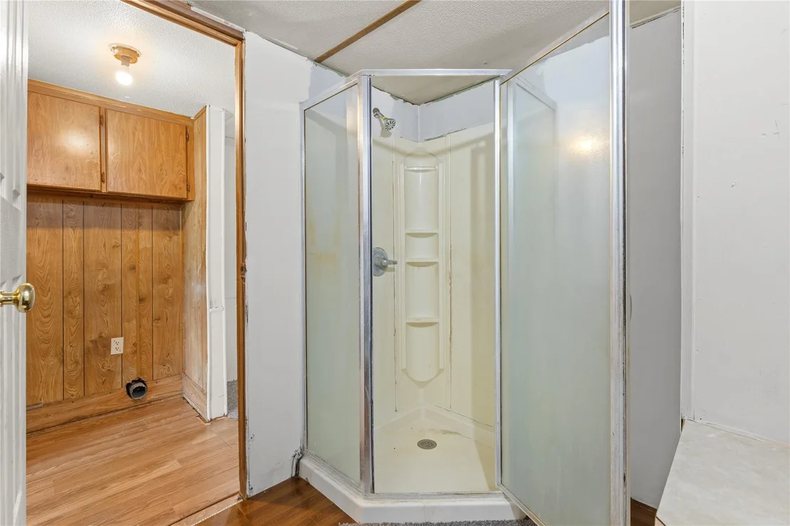 Photo of 370 Lakeside Circle