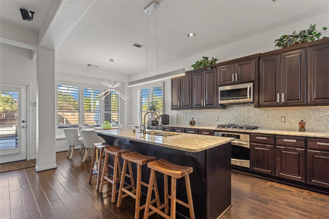 Photo of 5203 Jackson Park Lane