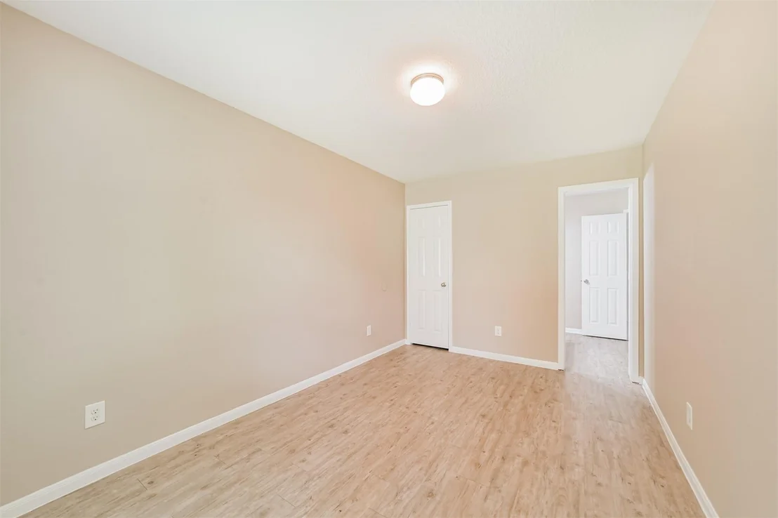 Photo of 16726 Warbler Drive