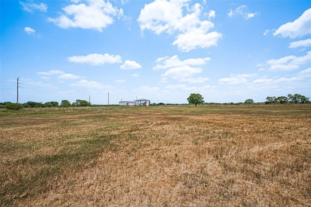 Photo of 2634 Hamlink Road