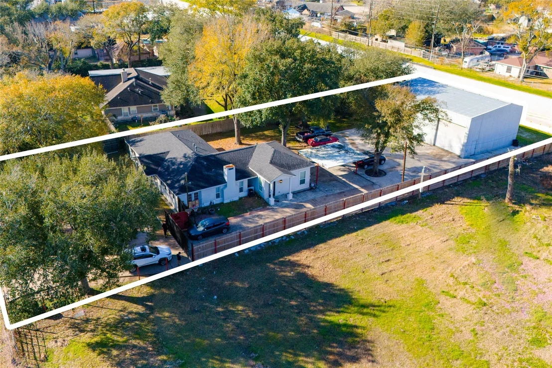 Photo of 11407 Iberia Drive