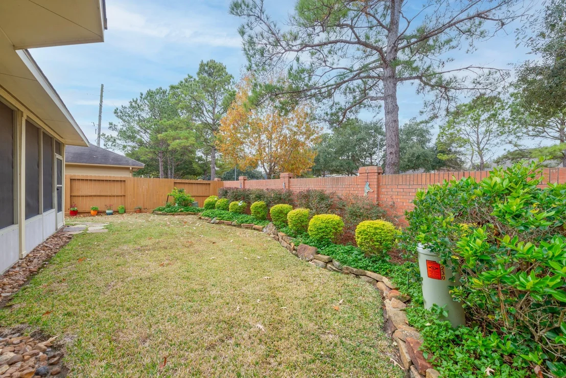 Photo of 5230 Sandyfields Lane