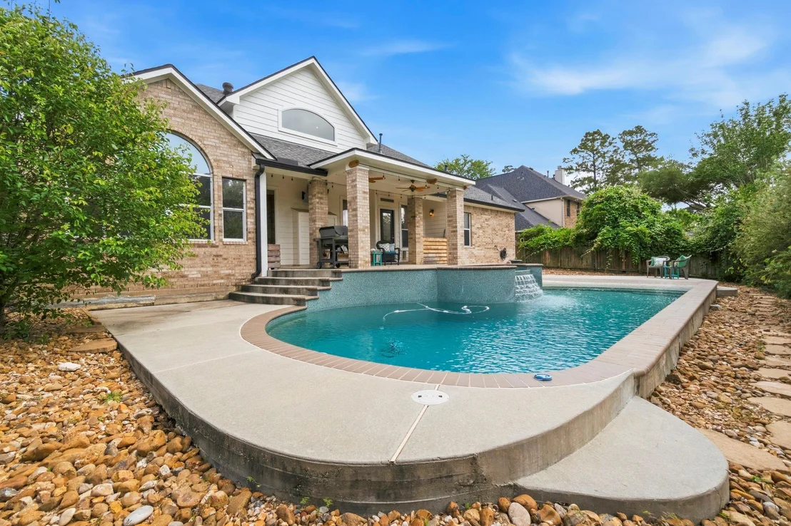 Photo of 24015 Bridge Way