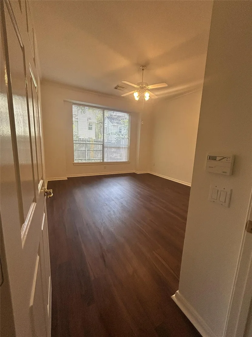 Photo of 43 N Belfair Place