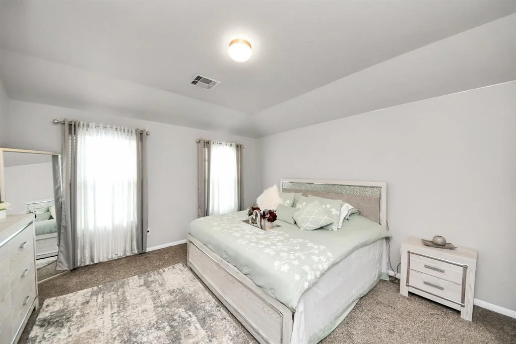Photo of 2918 Silverhorn Lane