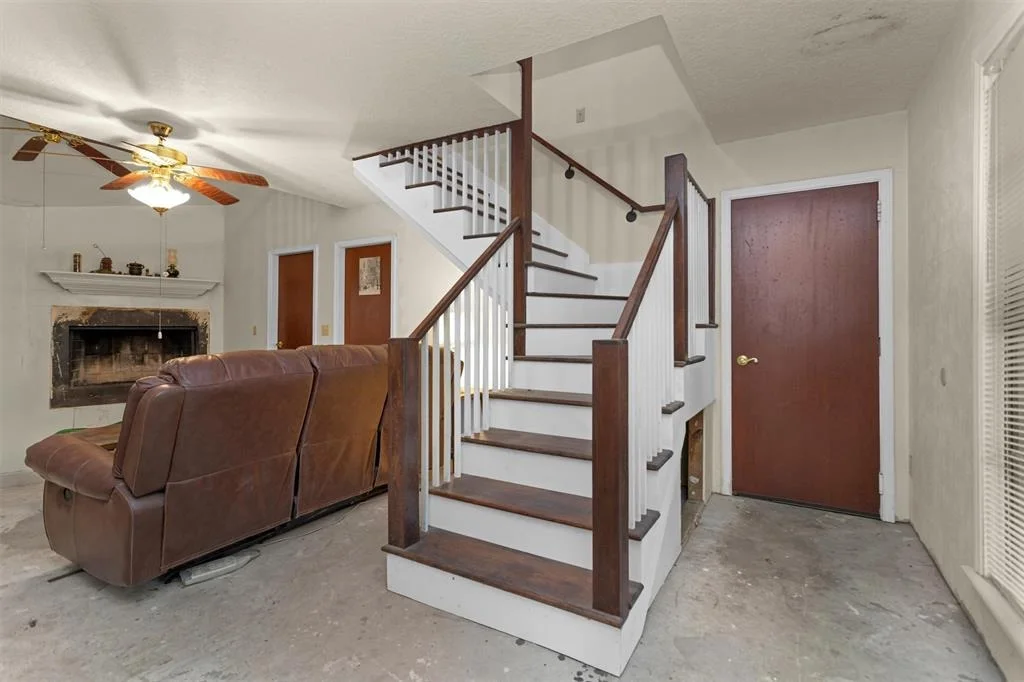 Photo of 15395 Sharon Lane