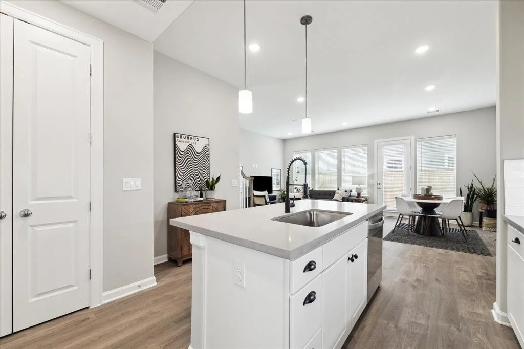 Photo of 6018 T C Jester Boulevard