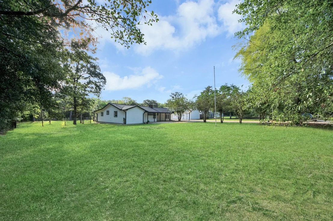 Photo of 26032 Pine Oak Drive