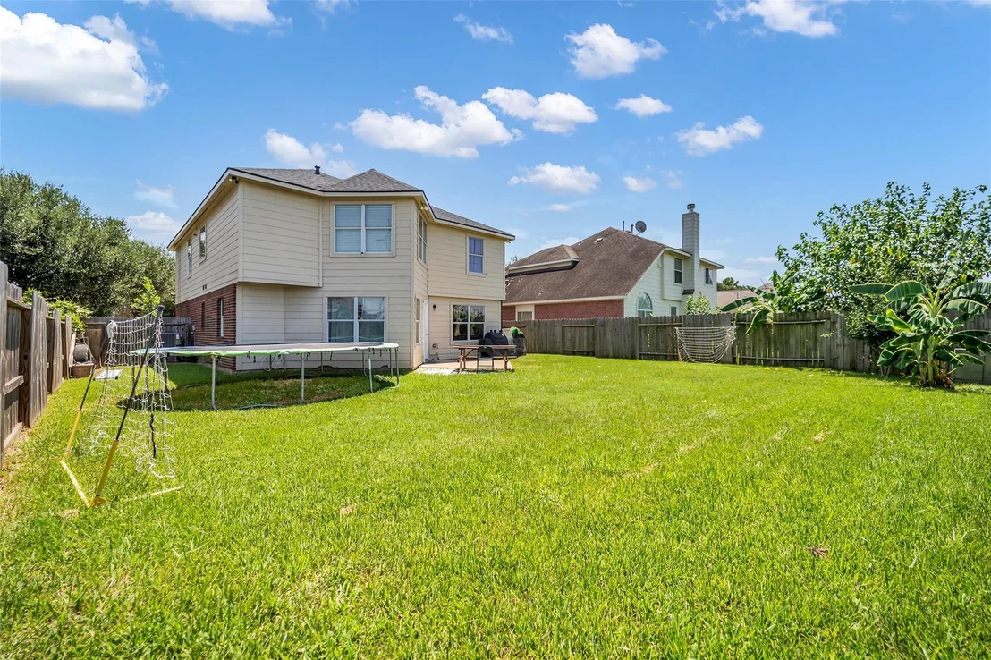Photo of 5531 Dapplewood Lane