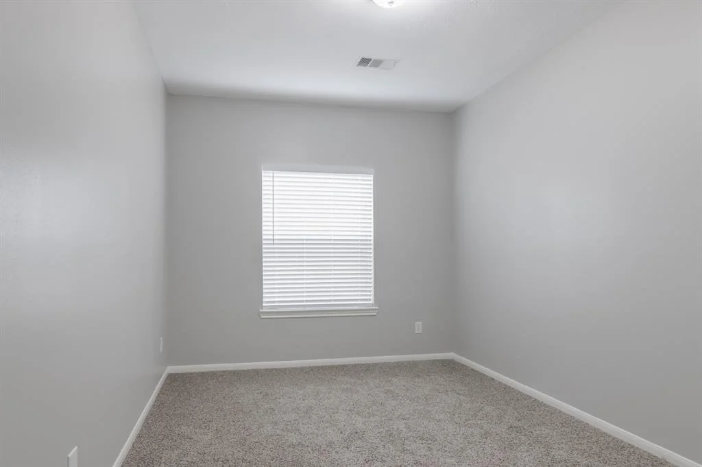 Photo of 3143 W Hampton Drive