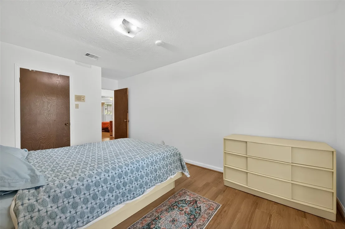 Photo of 9218 Rowan Lane