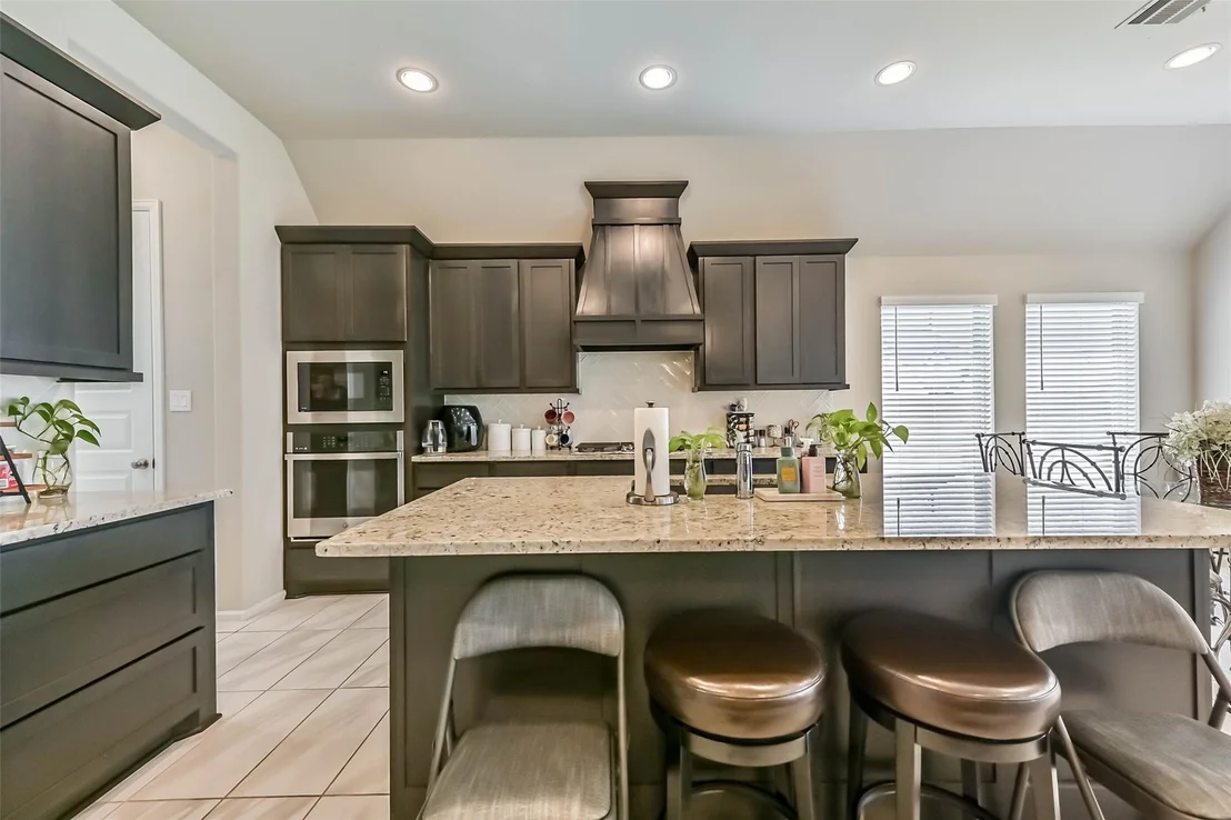 Photo of 5138 Walnut Grove Lane