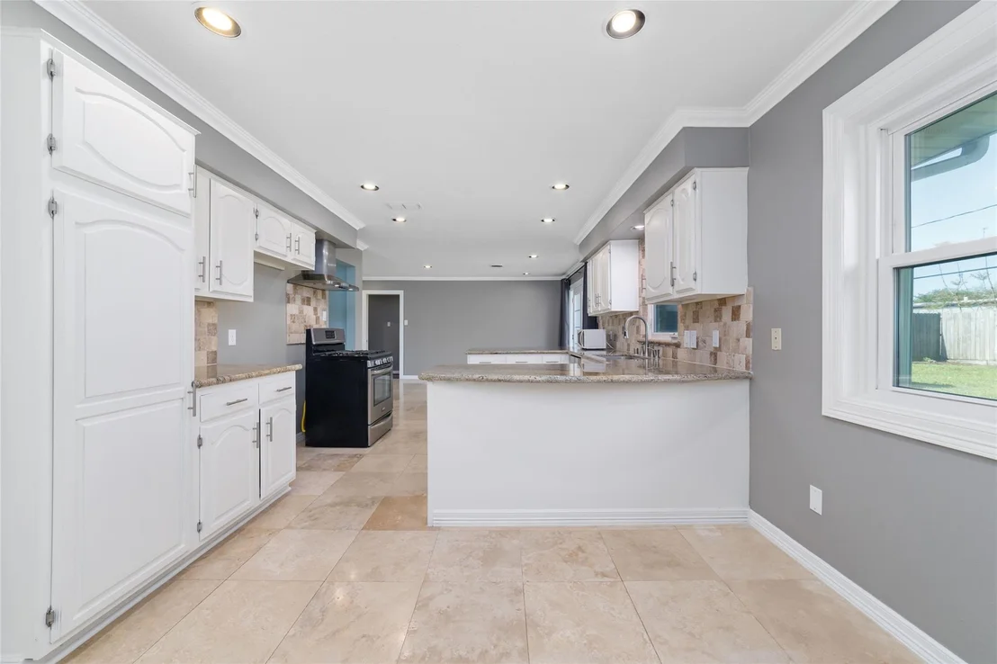 Photo of 11410 Endicott Lane
