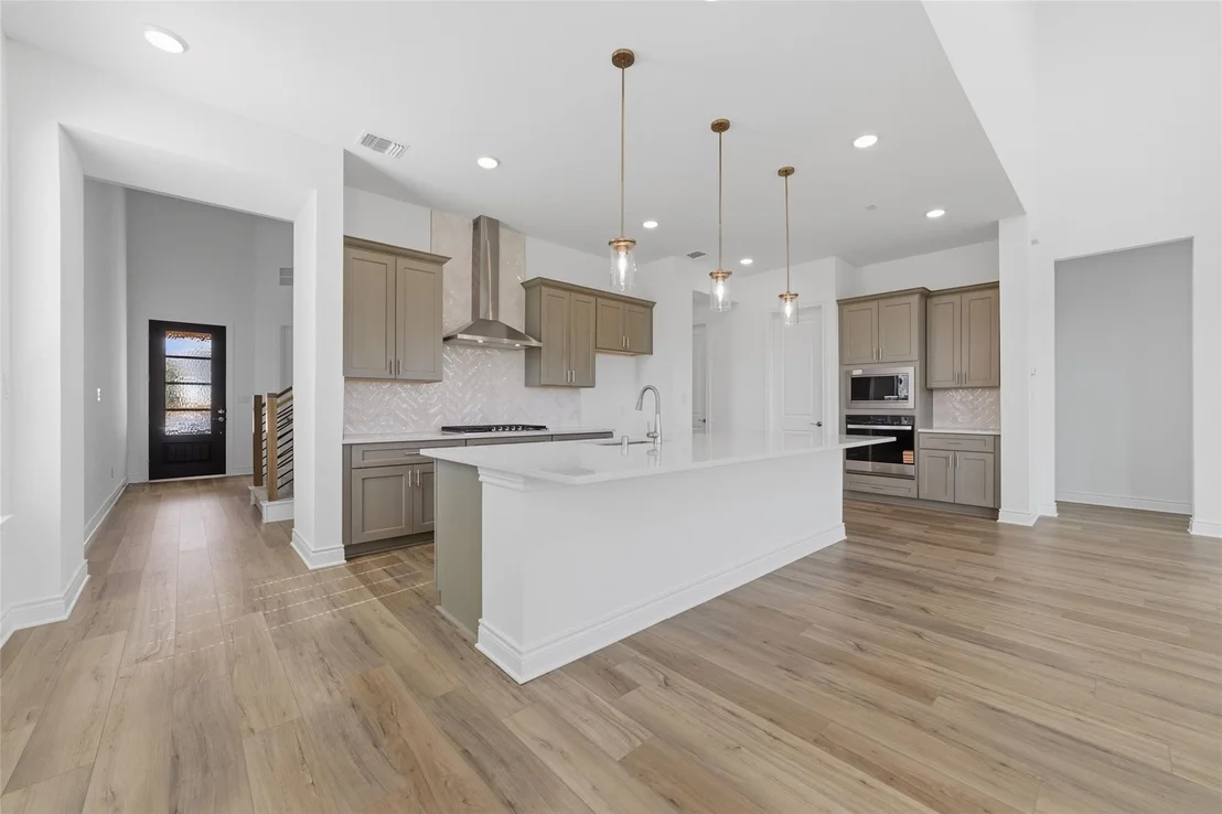 Photo of 25202 Bamburgh Drive