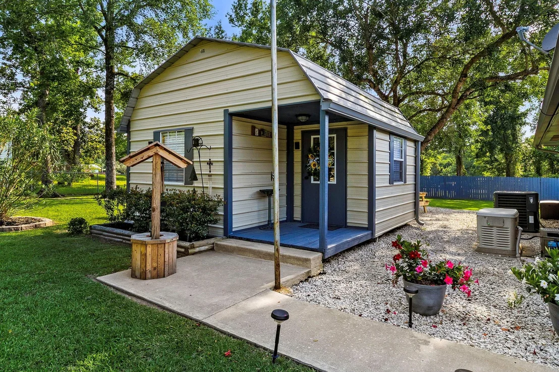 Photo of 188 Huckleberry Road