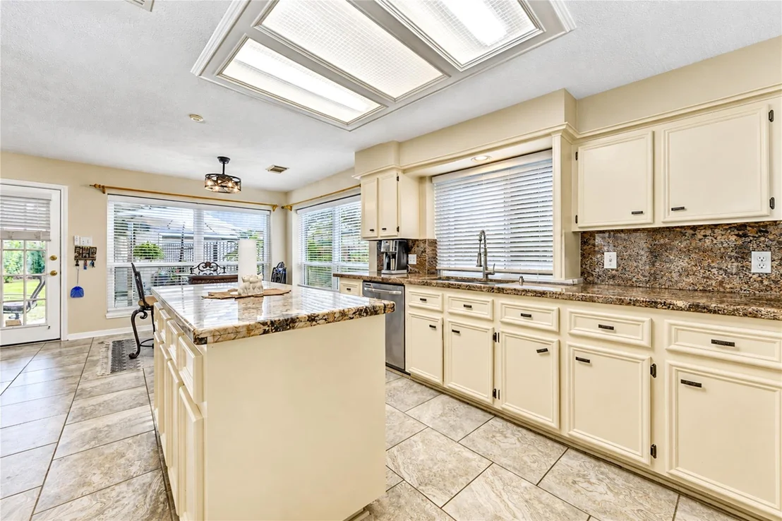 Photo of 7303 Starbridge Drive