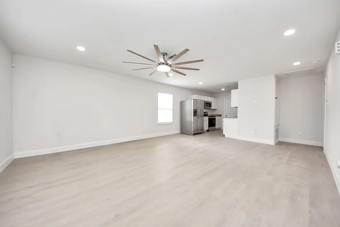 Photo of 16124 Brettwood Lane
