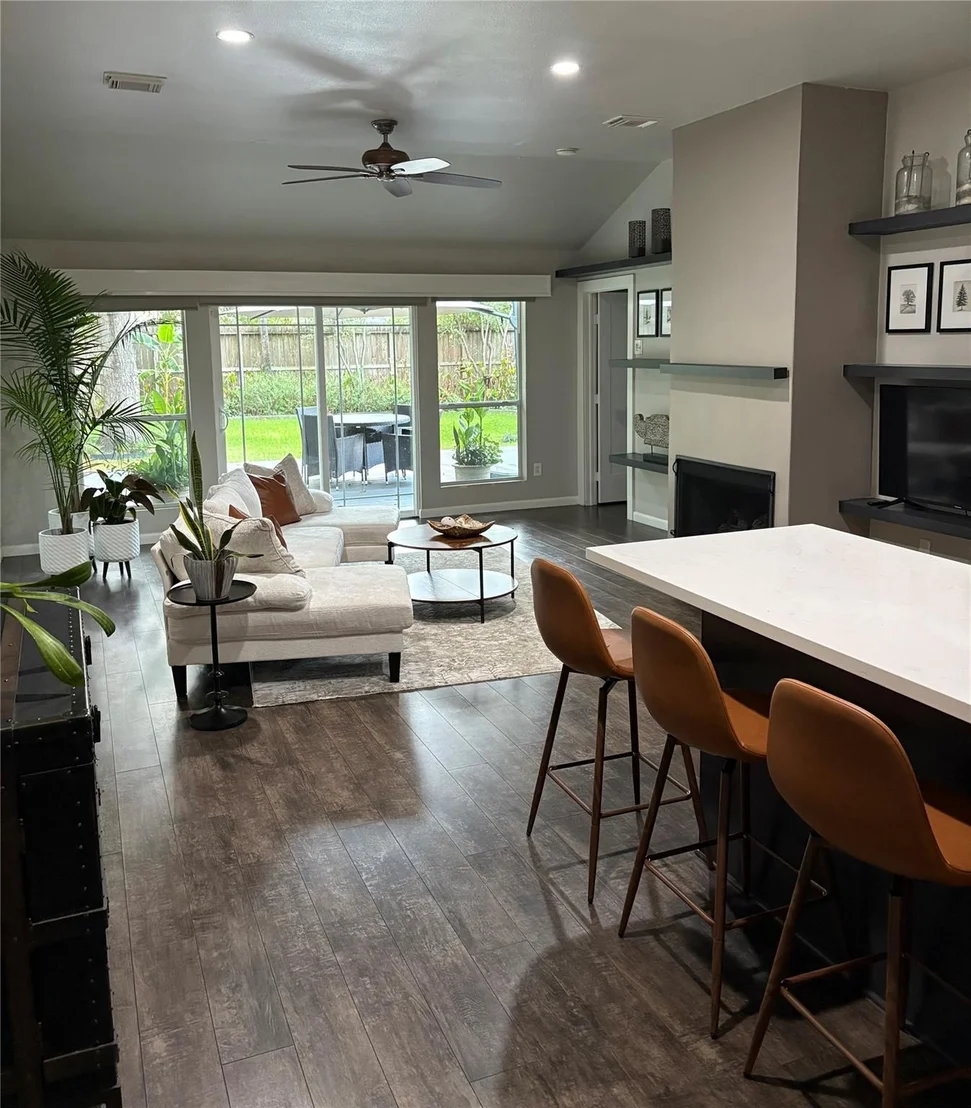 Photo of 24290 Glen Loch Drive