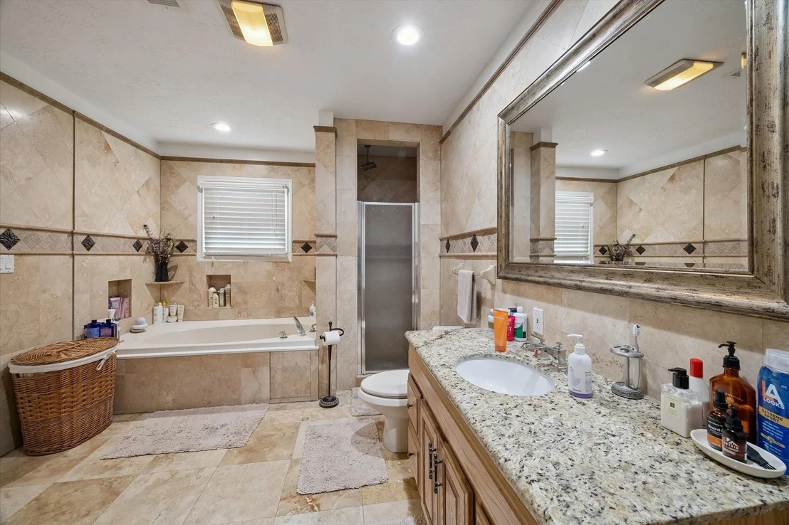 Photo of 1829 Campbell Road