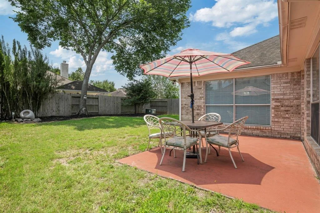 Photo of 20711 Medallion Pointe Drive