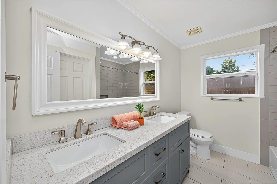 Photo of 9618 Meadowbriar Lane