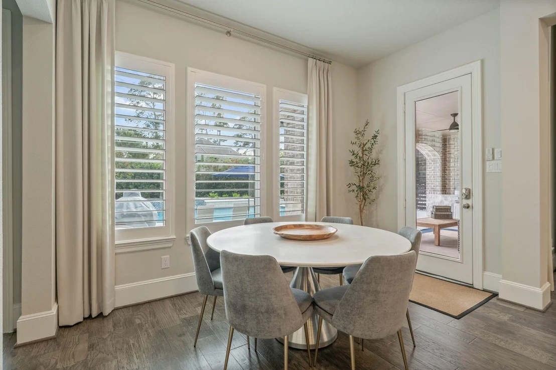 Photo of 122 N Winter Sunrise Circle