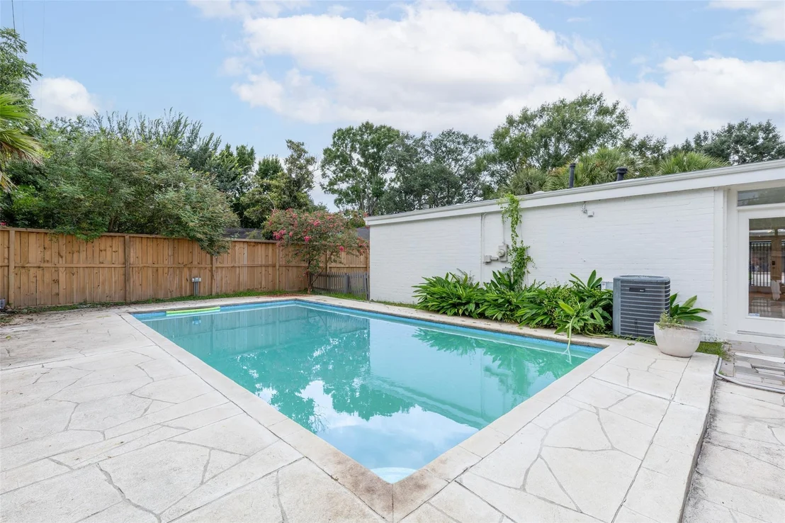 Photo of 10211 Willowgrove Drive
