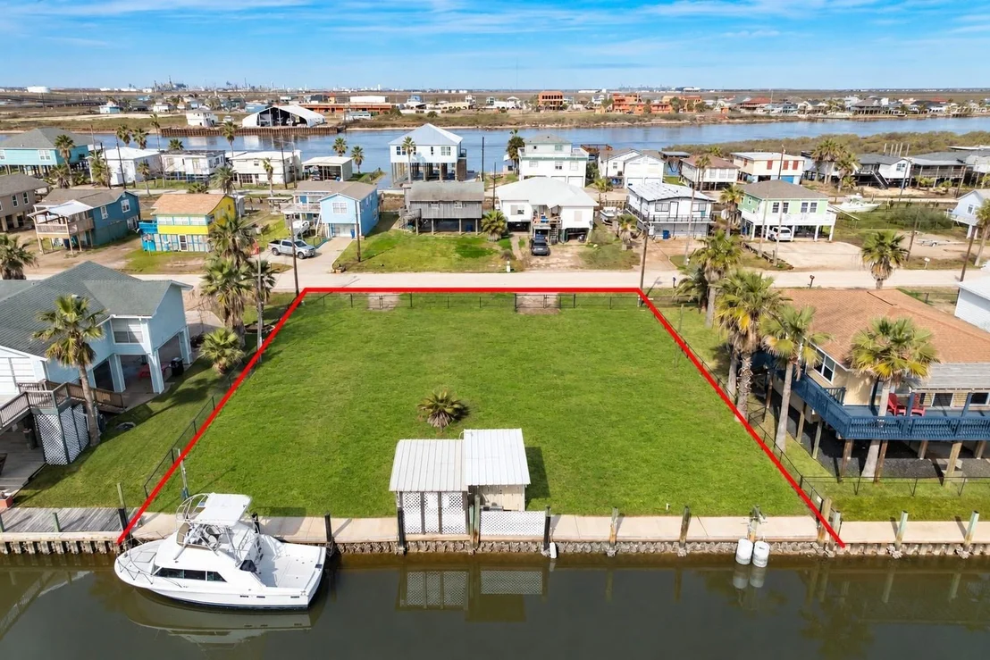 Photo of 402 Shark Lane