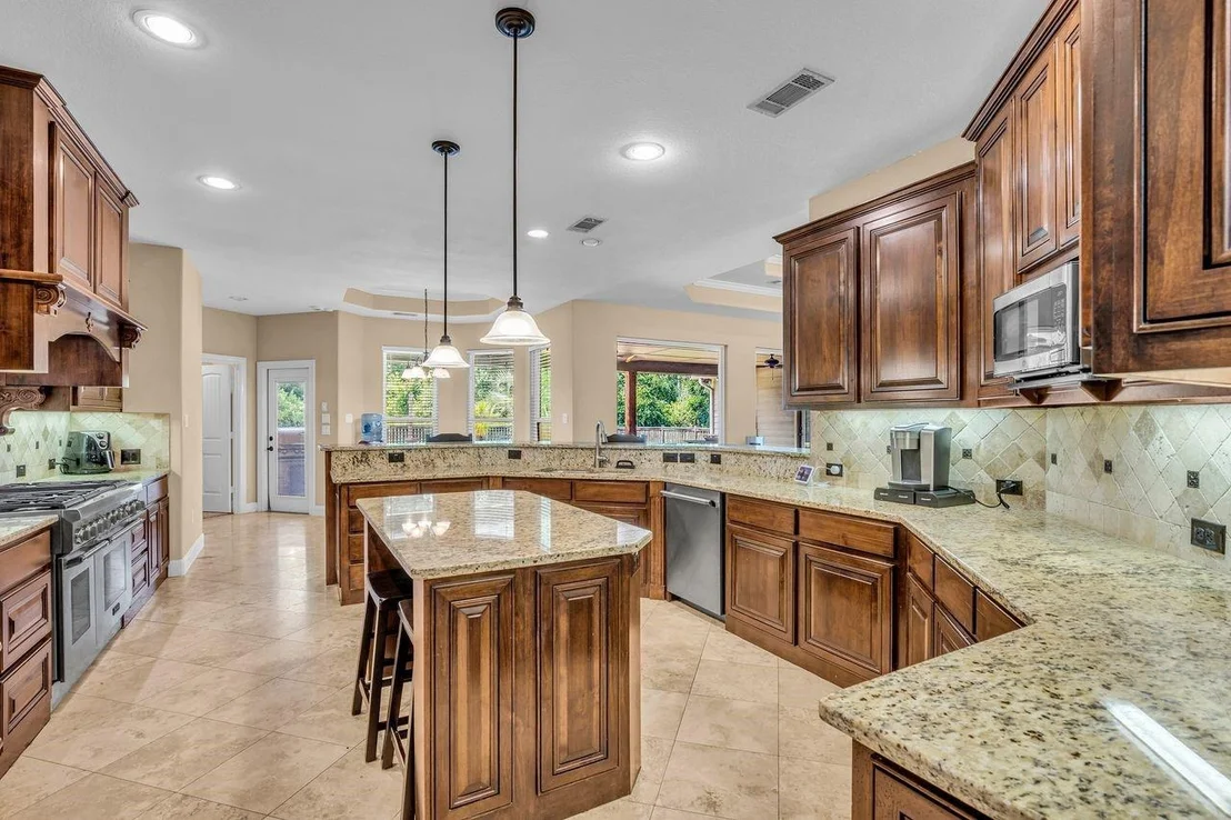 Photo of 16634 Savannah Drive