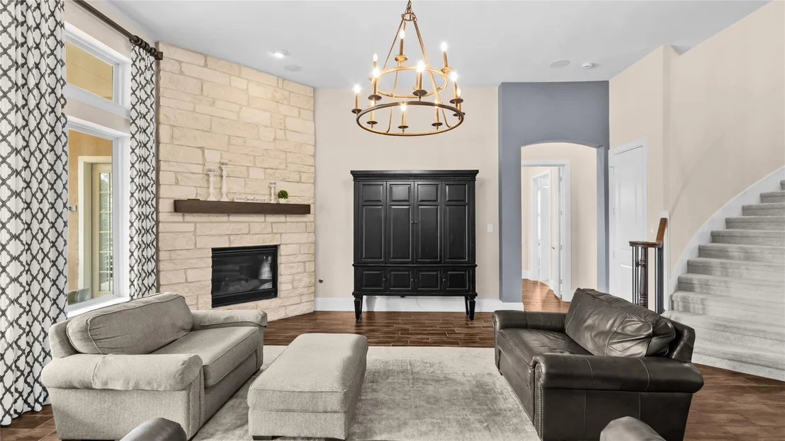 Photo of 6815 Birdseye Maple Lane