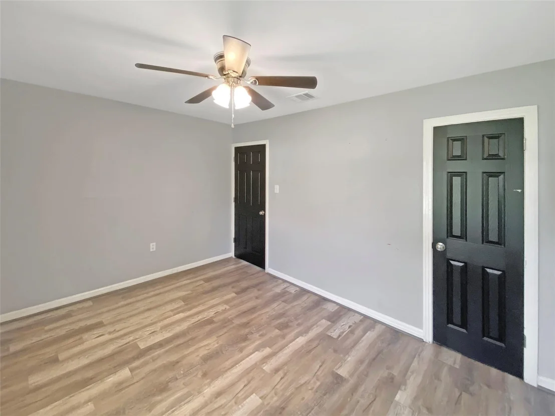 Photo of 506 Azalea Drive