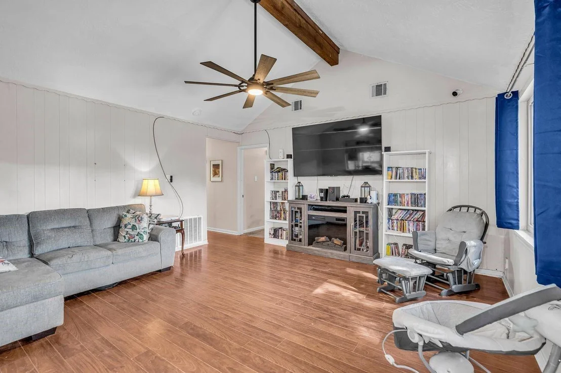 Photo of 18019 Blundell Drive