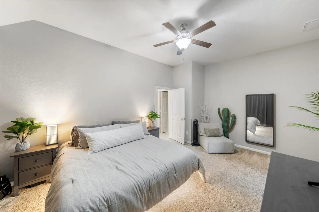 Photo of 215 Biltmore Loop
