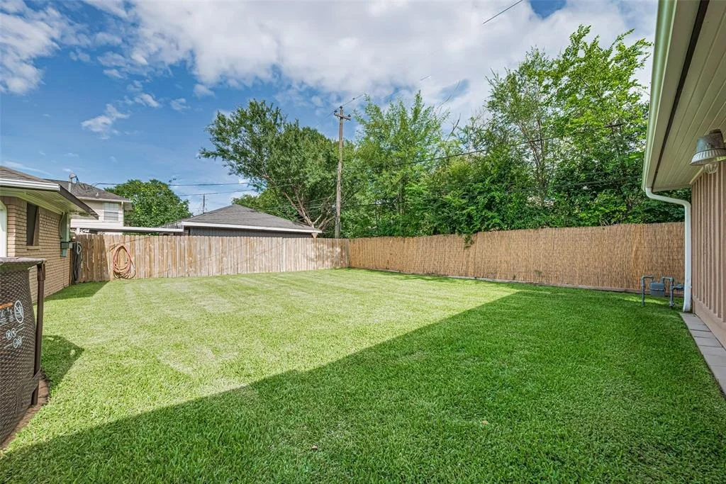 Photo of 5519 Valkeith Drive