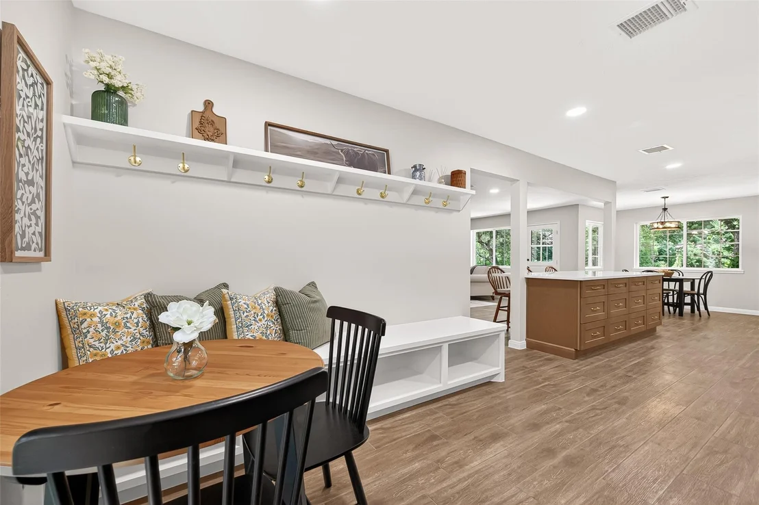Photo of 247 Castlewood Drive