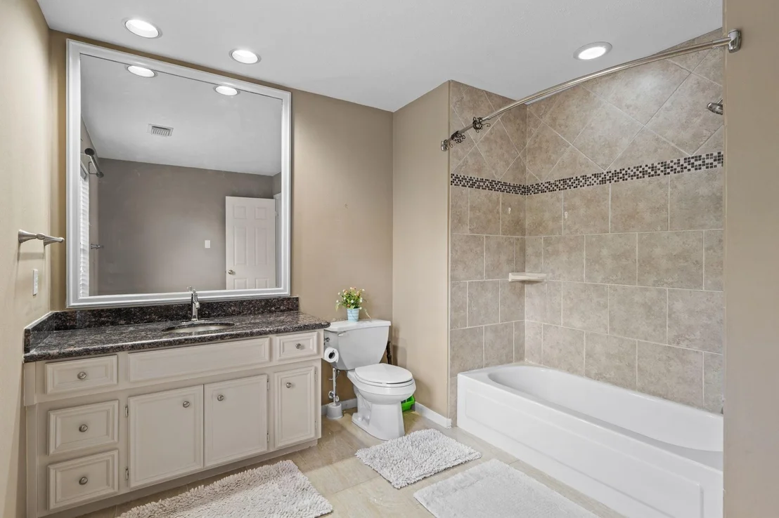 Photo of 7414 Starbridge Drive