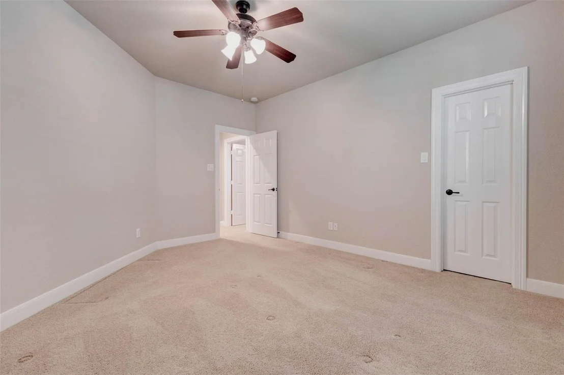 Photo of 9410 Lily Glen Lane
