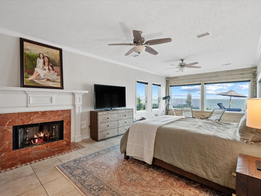 Photo of 993 Sandy Court