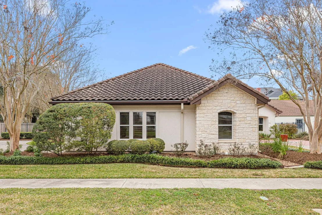 Photo of 1220 Travis Street