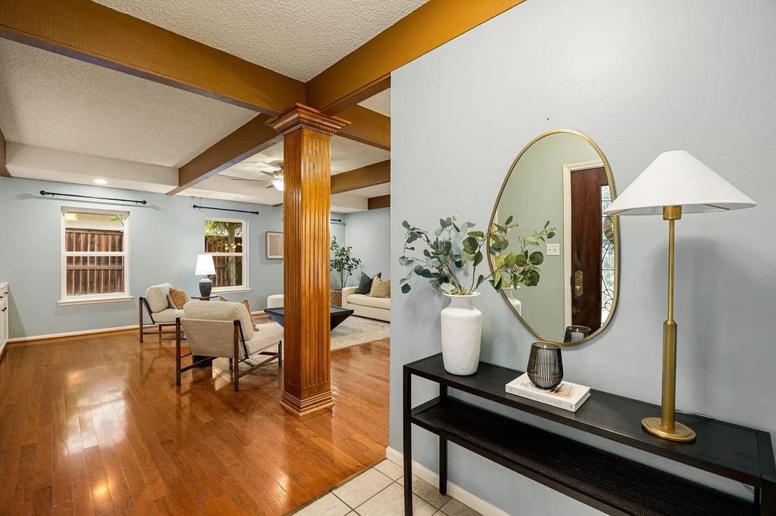 Photo of 1803 Briarpark Drive