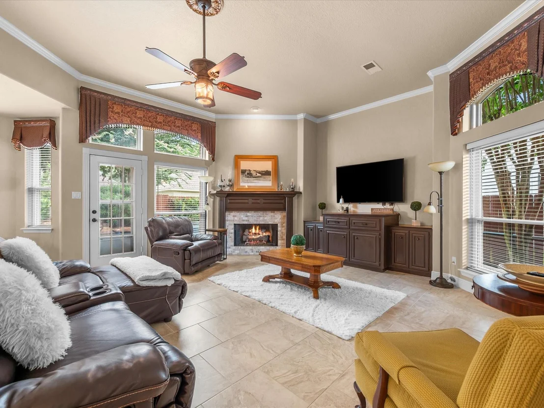 Photo of 5830 Desert Oak Way